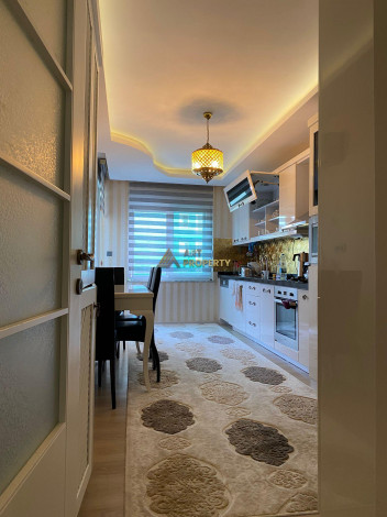 Шикарная квартира 3+1 с люксовой мебелью и техникой в Махмутлар, 170 м2 - Ракурс 22