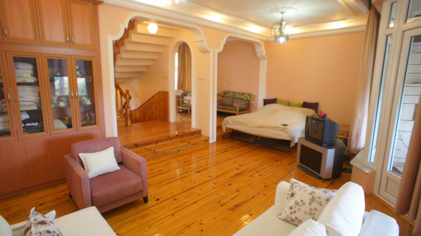 Просторный таунхаус 3+2 на первой береговой линии в районе Конаклы, 240 м2 - Ракурс 18