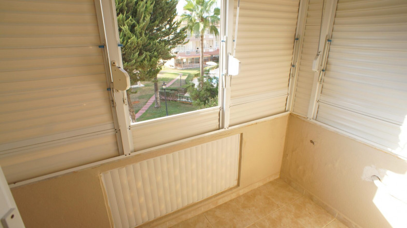 Просторный таунхаус 3+2 на первой береговой линии в районе Конаклы, 240 м2 - Ракурс 37