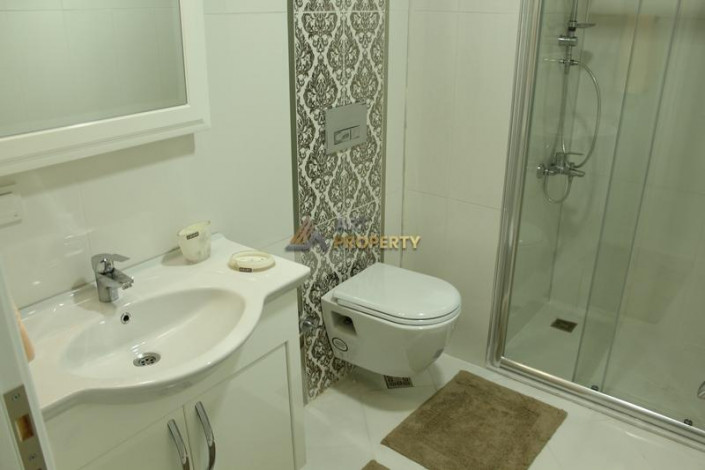 Современная трехкомнатная квартира с мебелью в районе Оба, 79 м2 - Ракурс 13