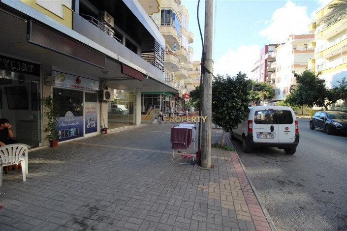 Коммерческое помещение со своей терассой в центре города Аланья, 85 м2 - Ракурс 12