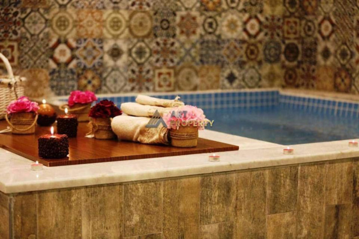 Трехкомнатная квартира с частичным видом на море в люксовом комплексе в Махмутлар, 110 м2 - Ракурс 5