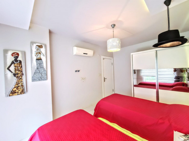 Трехкомнатная квартира с частичным видом на море в люксовом комплексе в Махмутлар, 110 м2 - Ракурс 28