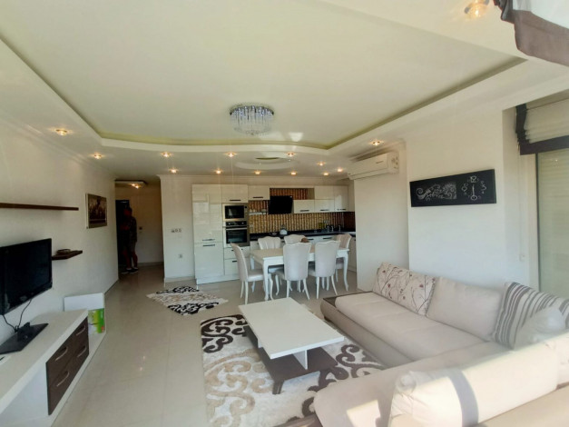 Трехкомнатные меблированные апартаменты с видом на море и горы в районе Махмутлар, 120м2 - Ракурс 8