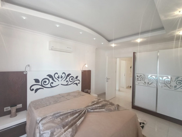 Трехкомнатные меблированные апартаменты с видом на море и горы в районе Махмутлар, 120м2 - Ракурс 20