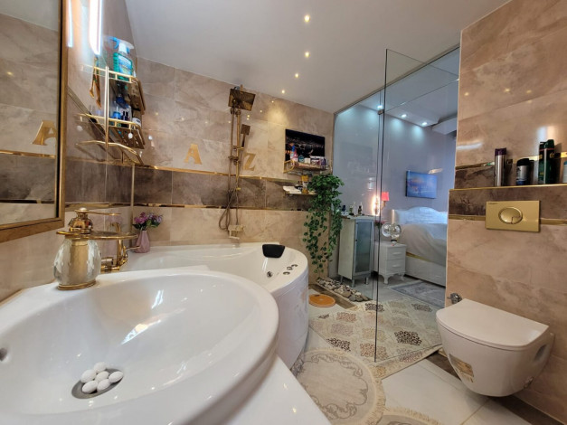 Квартира 2+1 в районе Клеопатры с новым ремонтом и прямым видом на море, 100 м2 - Ракурс 2