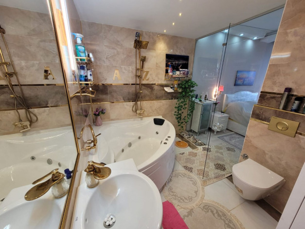 Квартира 2+1 в районе Клеопатры с новым ремонтом и прямым видом на море, 100 м2 - Ракурс 5