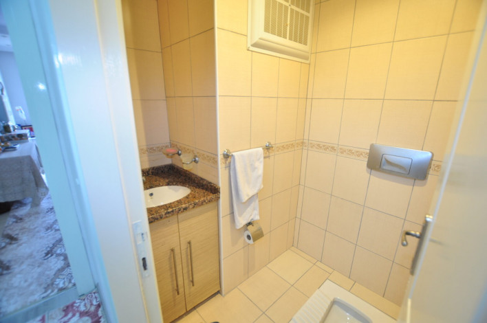 В 200 метрах от моря квартира 2+1 с отдельной кухней, район Махмутлар, 125 м2 - Ракурс 19