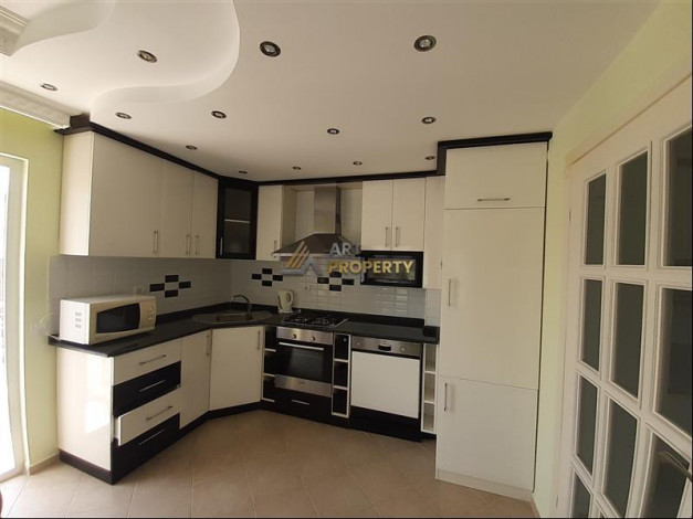 Двухуровневый пентхаус 3+1 на первой линии в районе Махмутлар, 180 м2 - Ракурс 2