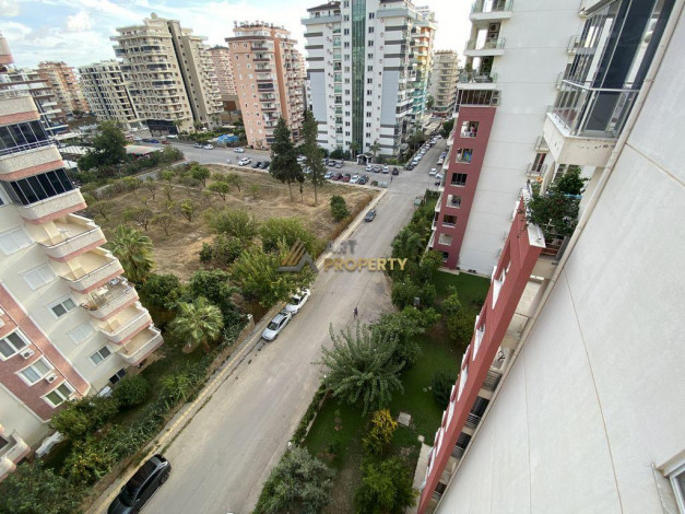 Трехкомнатная квартира в 250 метрах от моря на высоком этаже в Махмутлар, 115 м2 - Ракурс 5