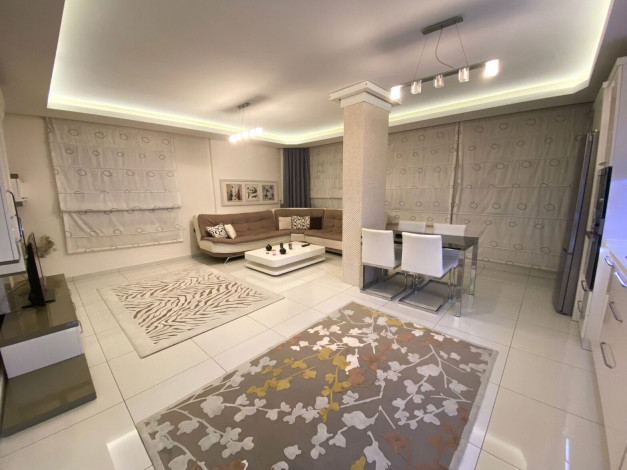 Просторные аппартаменты 1+1 в центре Аланьи всего в  150 метрах от моря, 80 м2 - Ракурс 4