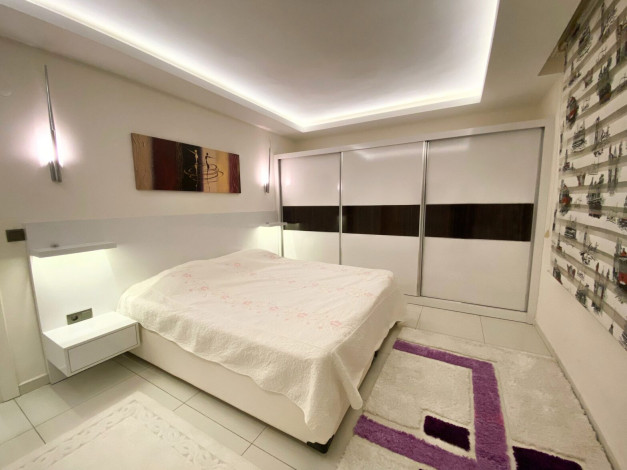 Просторные аппартаменты 1+1 в центре Аланьи всего в  150 метрах от моря, 80 м2 - Ракурс 13