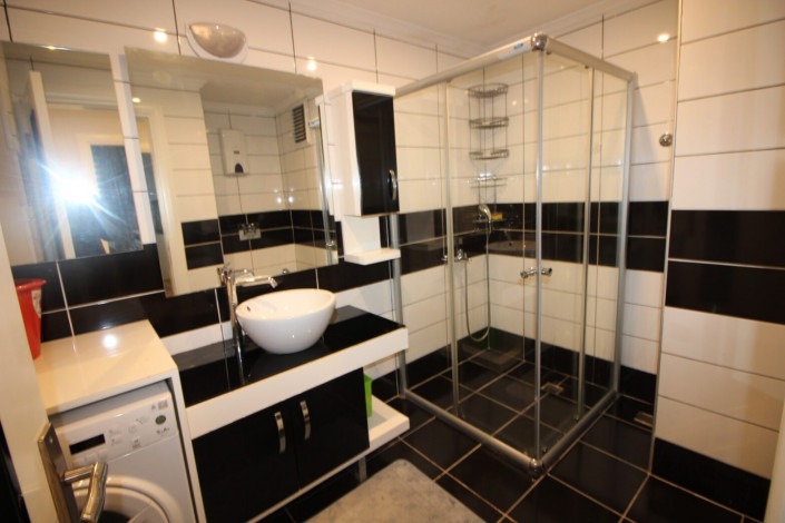 В центре Аланьи меблированная квартира 2+1 с хорошим ремонтом, 100 м2 - Ракурс 4