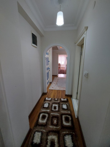 Полностью меблированная квартира 2+1 в 150 метрах от моря в Махмутлар, 135 м2 - Ракурс 5