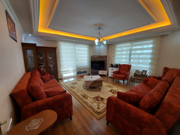 Полностью меблированная квартира 2+1 в 150 метрах от моря в Махмутлар, 135 м2 - Ракурс 18