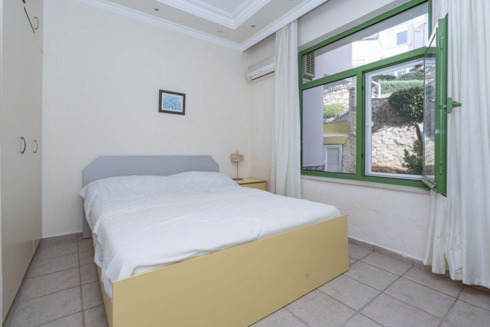 Меблированная трехэтажная VIP вилла 4+1 в районе Кестель, 530 м2 - Ракурс 5