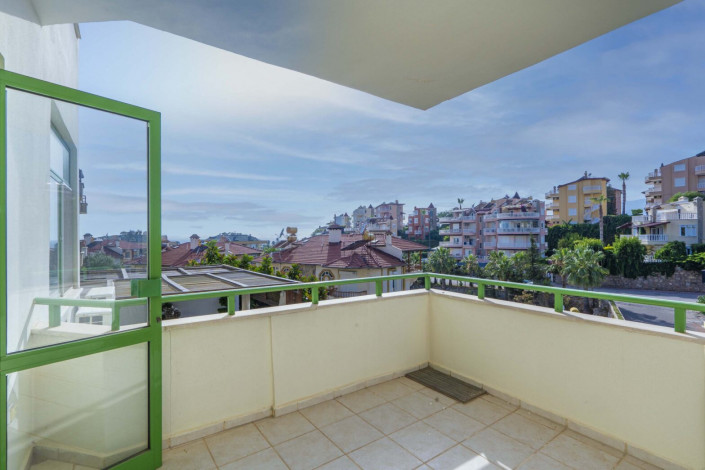 Меблированная трехэтажная VIP вилла 4+1 в районе Кестель, 530 м2 - Ракурс 10