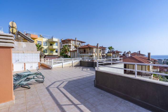 Меблированная трехэтажная VIP вилла 4+1 в районе Кестель, 530 м2 - Ракурс 13