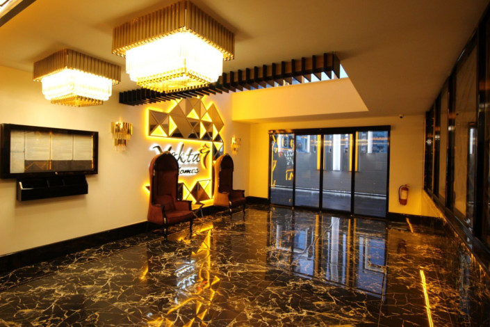 Трехкомнатная квартира с полами с подогревом в одном из больших комплексов района Махмтулар, 130 м2 - Ракурс 9