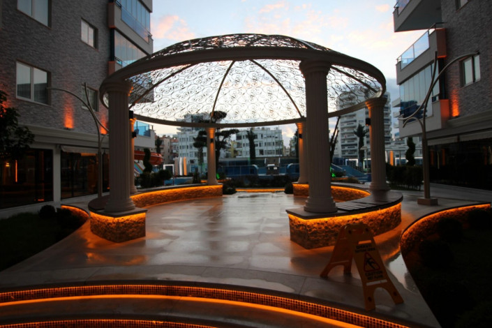 Трехкомнатная квартира с полами с подогревом в одном из больших комплексов района Махмтулар, 130 м2 - Ракурс 20