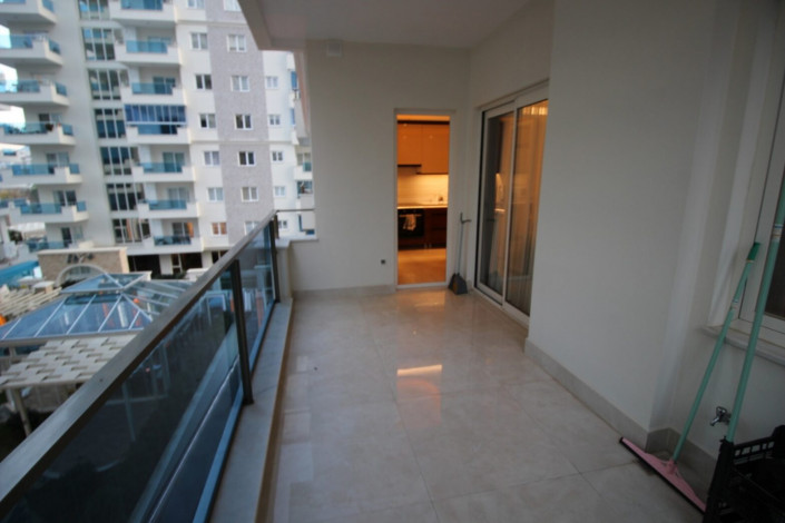 Трехкомнатная квартира с полами с подогревом в одном из больших комплексов района Махмтулар, 130 м2 - Ракурс 23