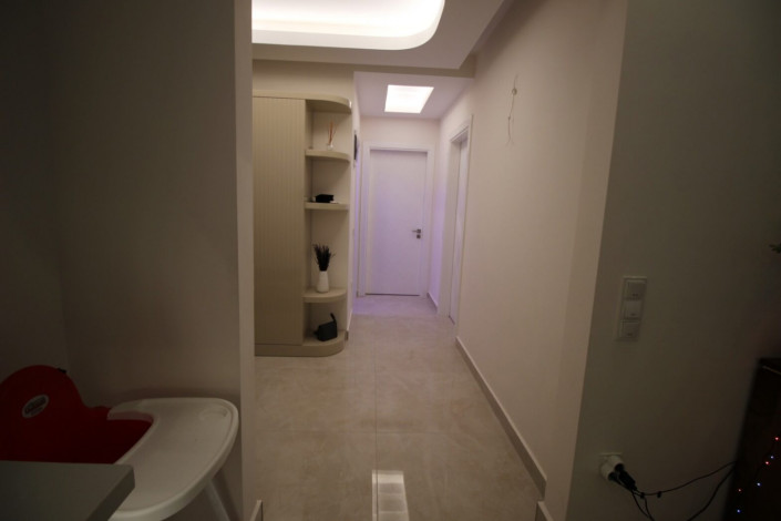 Трехкомнатная квартира с полами с подогревом в одном из больших комплексов района Махмтулар, 130 м2 - Ракурс 25