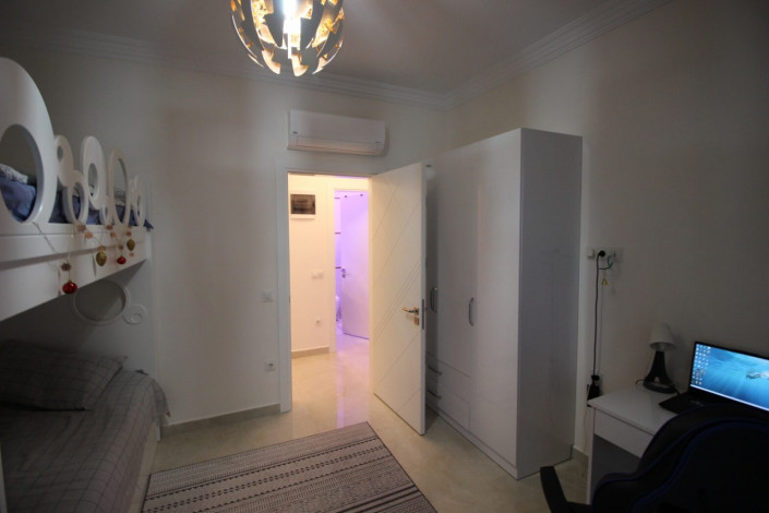 Трехкомнатная квартира с полами с подогревом в одном из больших комплексов района Махмтулар, 130 м2 - Ракурс 26