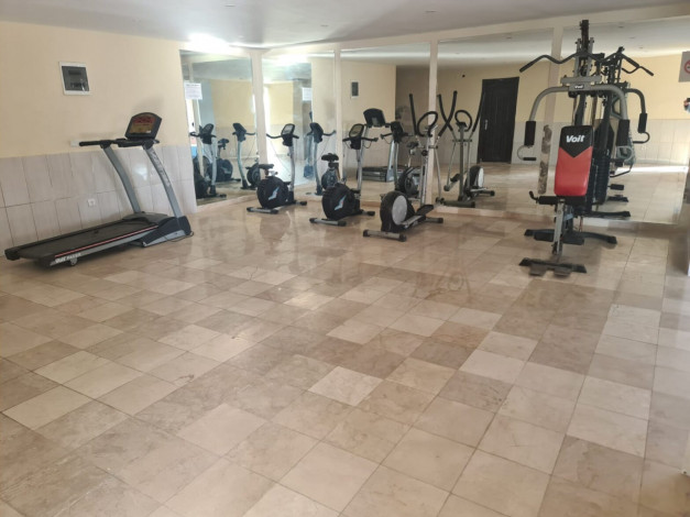 Меблированная трехкомнатная квартира в комплексе с хорошей инфраструктурой в Махмутлар, 115 м2 - Ракурс 23