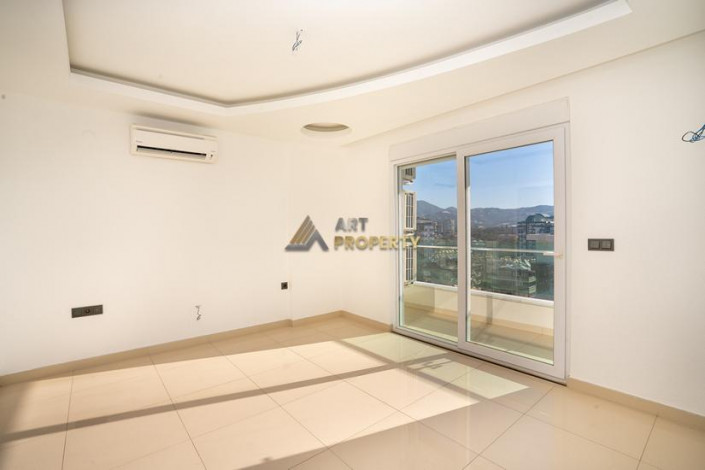 Двухуровневый пентхаус с видом на море и горы в районе Махмутлар, 215,7м - Ракурс 3