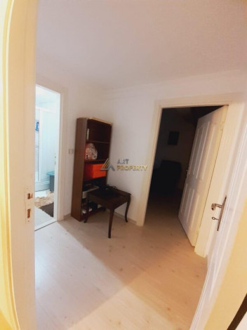 Полностью меблированный пентхаус 4+1 с видом на море и город в центре района Махмутлар, 250 м2 - Ракурс 11