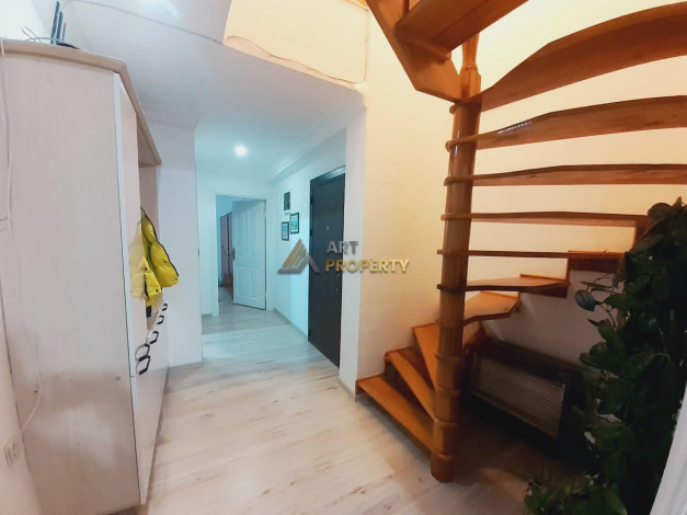 Полностью меблированный пентхаус 4+1 с видом на море и город в центре района Махмутлар, 250 м2 - Ракурс 17