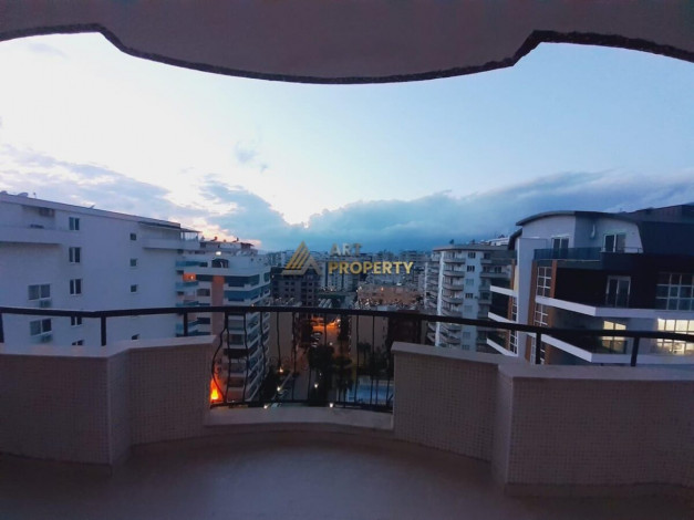 Полностью меблированный пентхаус 4+1 с видом на море и город в центре района Махмутлар, 250 м2 - Ракурс 21