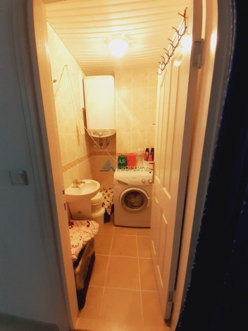 Полностью меблированный пентхаус 4+1 с видом на море и город в центре района Махмутлар, 250 м2 - Ракурс 26