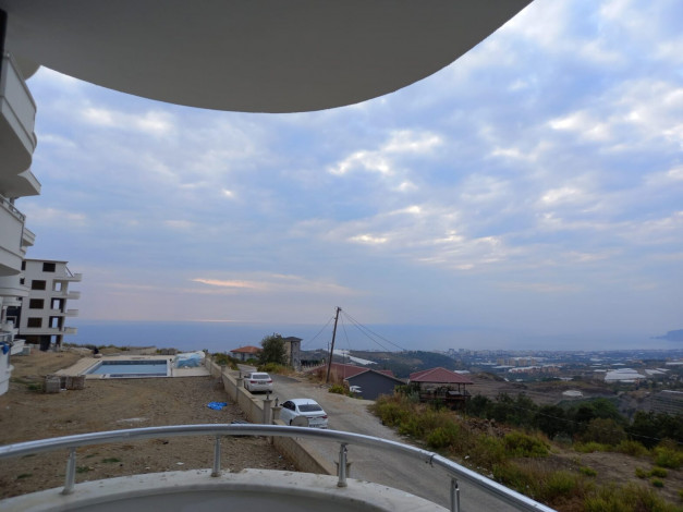 Трехкомнатная квартира с видом на море и горы в Махмутлар, 125м - Ракурс 9