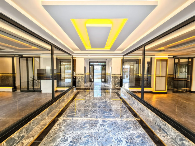 Современная двухкомнатная квартира на высоком этаже вблизи моря в Махмутлар, 60 м2 - Ракурс 18