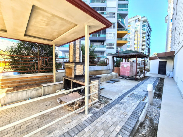 Современная двухкомнатная квартира на высоком этаже вблизи моря в Махмутлар, 60 м2 - Ракурс 19