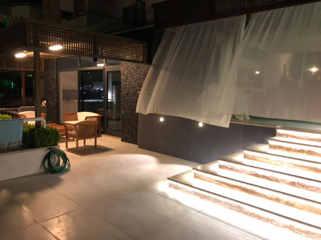 Меблированные апартаменты 4+1 подходящие для получения гражданства в районе Тосмур, 420 м2 - Ракурс 4