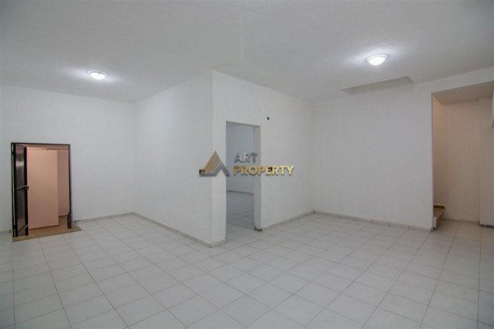 Трехэтажная вилла 3+1 с панорамным видом на море и город в районе Бекташ города Аланья, 230 м2 - Ракурс 27