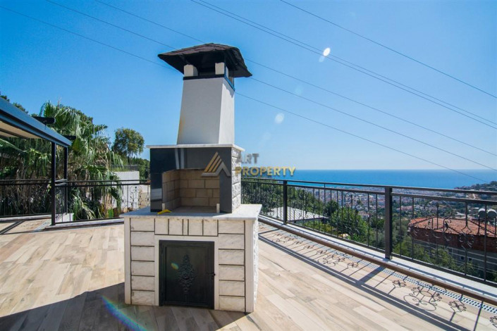 Трехэтажная вилла 3+1 с панорамным видом на море и город в районе Бекташ города Аланья, 230 м2 - Ракурс 55