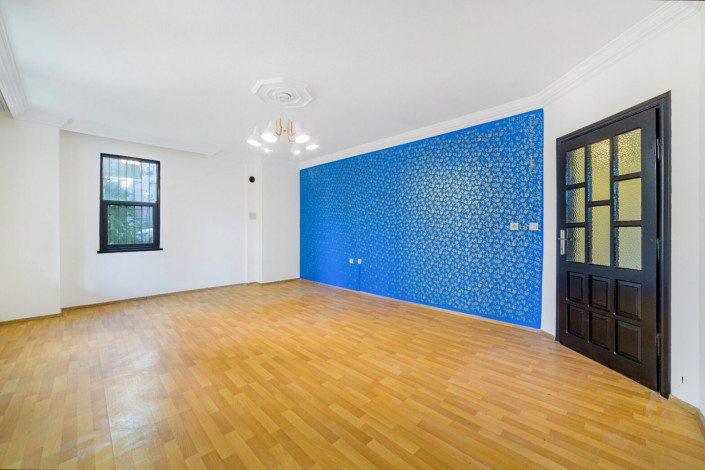 Просторная квартира 3+1 со свежим ремонтом в самом центре города Аланья, 135 м2 - Ракурс 8