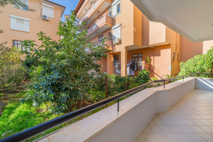 Просторная квартира 3+1 со свежим ремонтом в самом центре города Аланья, 135 м2 - Ракурс 10