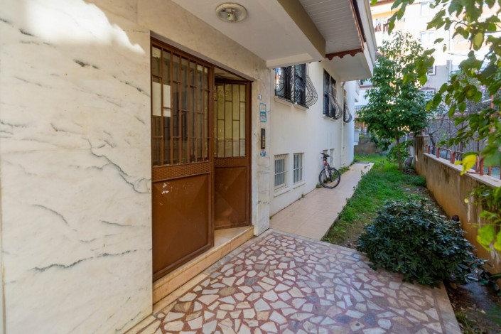 Просторная квартира 3+1 со свежим ремонтом в самом центре города Аланья, 135 м2 - Ракурс 19