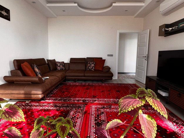 Квартира 2+1 на высоком этаже в комплексе с хорошей инфраструктурой в Махмутларе, 125 м2 - Ракурс 2