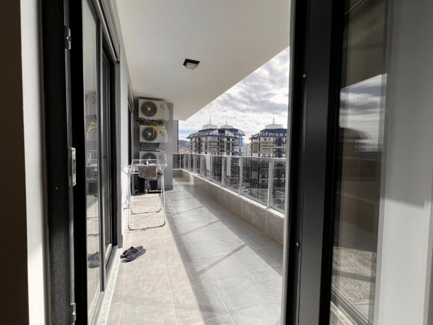 Квартира 2+1 на высоком этаже в комплексе с хорошей инфраструктурой в Махмутларе, 125 м2 - Ракурс 5