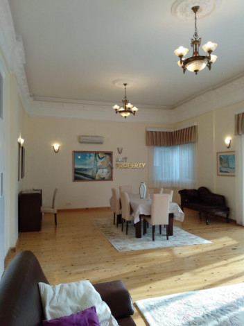 Меблированная двухэтажная вилла 5+1 с собственным бассейном, 230 м2 - Ракурс 2