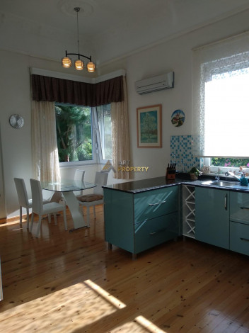 Меблированная двухэтажная вилла 5+1 с собственным бассейном, 230 м2 - Ракурс 8