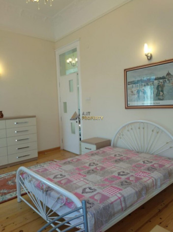 Меблированная двухэтажная вилла 5+1 с собственным бассейном, 230 м2 - Ракурс 9