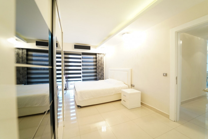 Трехкомнатные меблированные апартаменты с видом на море и горы в районе Махмутлар, 107м - Ракурс 9