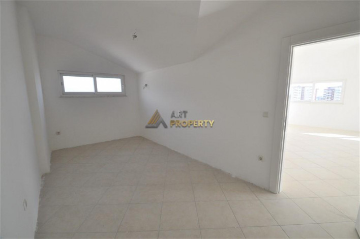 Пятикомнатная квартира - пентхаус в комплексе с бассейном в районе Тосмур, 150 м2 - Ракурс 103