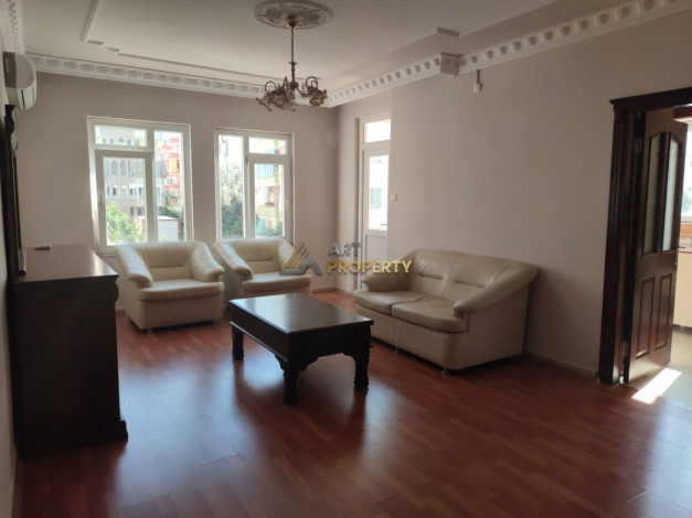 Трёхкомнатная квартира в 300 метрах от пляжа в Махмутларе, 120 м2 - Ракурс 2